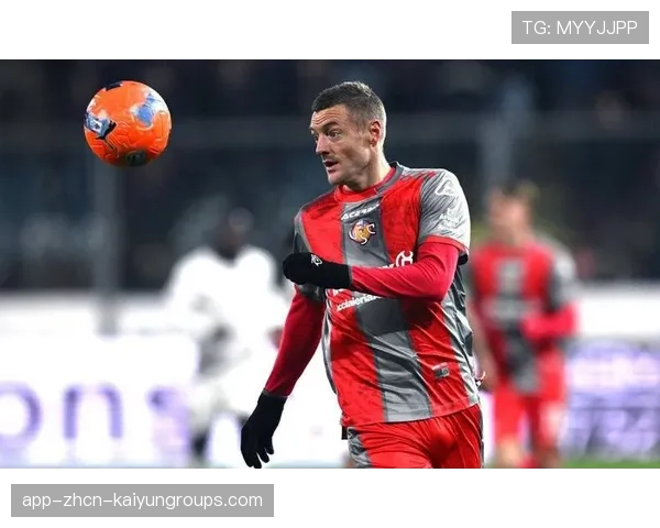 动容!38岁瓦尔迪3轮2球意甲乱杀:扛翻27岁意国脚+奔袭半场破尤文,瓦尔迪足球